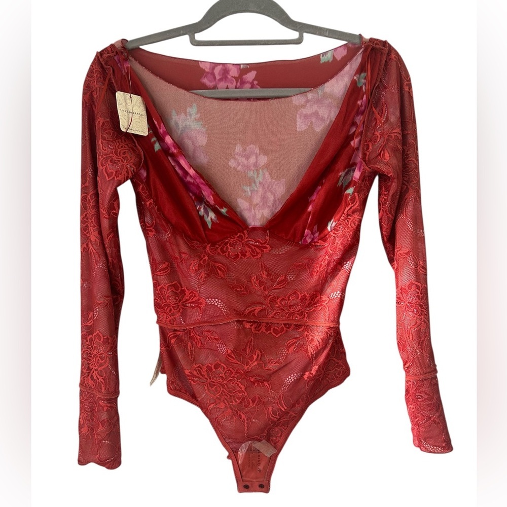 Free People Womens Size Small Bodysuit Cherry Red Printed Floral lace lined NWT - Picture 11 of 15